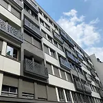 Appartement Spacieux Et Cosy Champs Elysees Arc De Triomphe