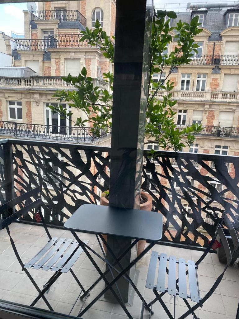 Spacieux Et Cosy Champs Elysees Arc De Triomphe Appartement Parijs